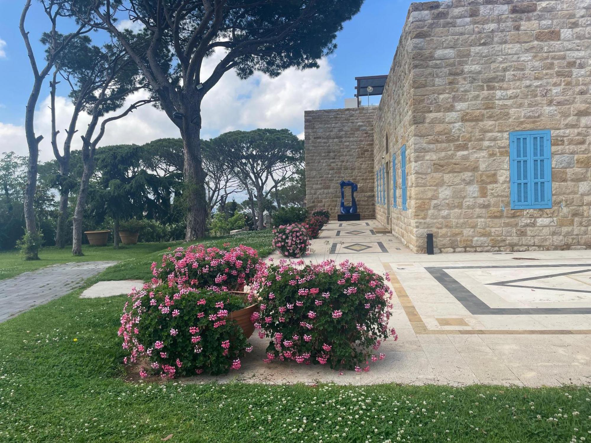 알 부스탄 호텔 Beit Mery 외부 사진